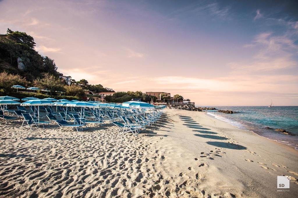 Tonicello Hotel Resort & Spa Capo Vaticano Exterior photo