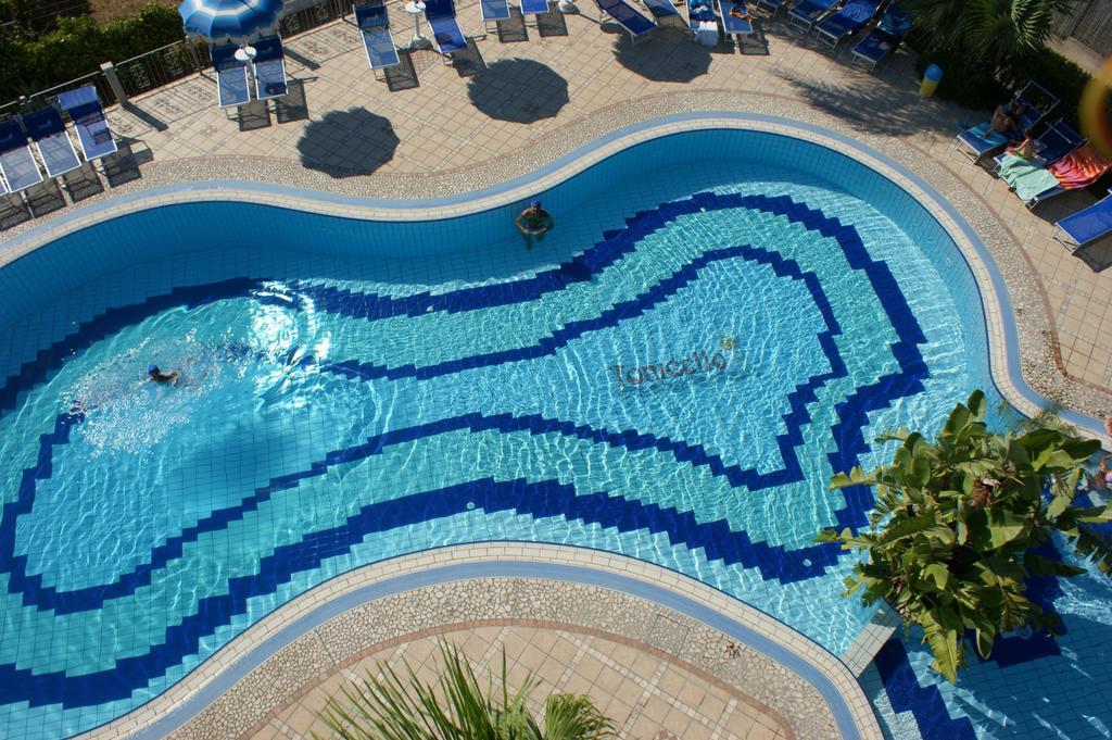 Tonicello Hotel Resort & Spa Capo Vaticano Exterior photo